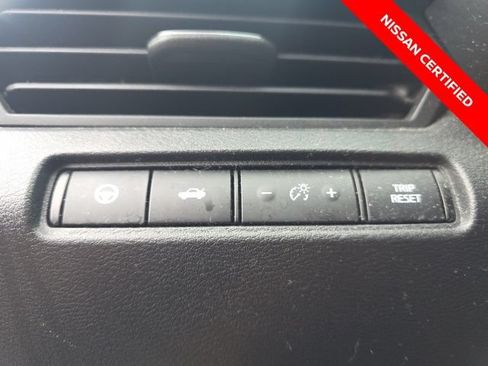 Certified 2019 Nissan Altima 2.5 SV AWD/4WD image 14