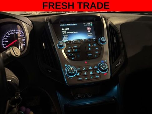 Used 2017 Chevrolet Equinox LT w/ Convenience Package image 16