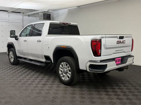 Used 2020 GMC Sierra 2500 Denali w/ Denali Ultimate Package AWD/4WD image 3