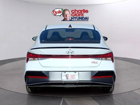 New 2026 Hyundai Elantra SEL Sport Premium FWD image 4