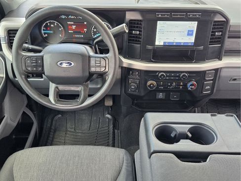 Used 2023 Ford F250 XL w/ STX Appearance Package AWD/4WD image 24