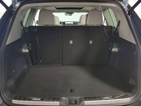 Used 2026 Toyota Grand Highlander Limited image 29
