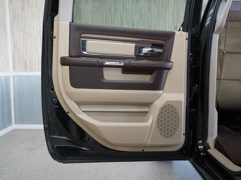 Used 2015 RAM 1500 Laramie w/ Convenience Group image 31