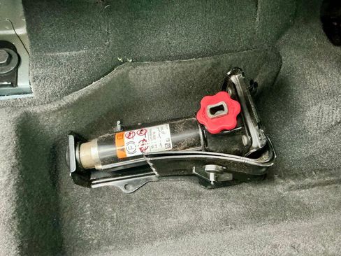 Used 2019 GMC Sierra 1500 Denali w/ Denali Ultimate Package image 28