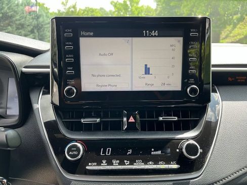 Used 2020 Toyota Corolla SE FWD image 18