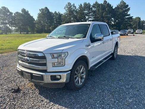 Used 2015 Ford F150 Lariat w/ Equipment Group 502A Luxury AWD/4WD image 3