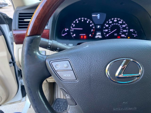 Used 2008 Lexus LS 460 RWD image 18