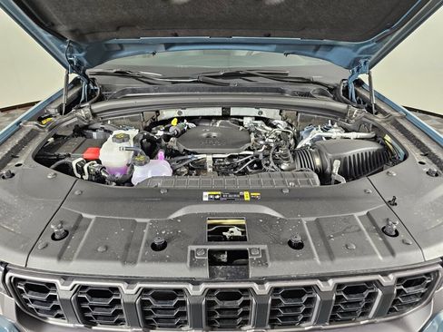New 2026 Jeep Grand Cherokee Limited w/ Limited Altitude Package AWD/4WD image 12