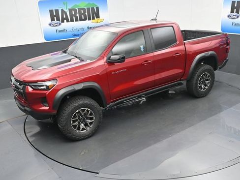 New 2026 Chevrolet Colorado ZR2 w/ Technology Package AWD/4WD image 22