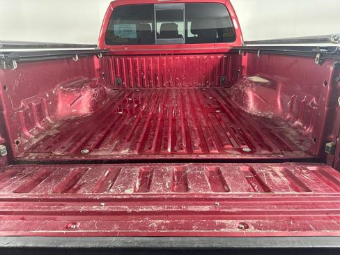 Used 2014 Ford F250 Lariat w/ Lariat Interior Package image 9