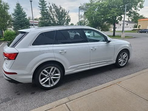Certified 2025 Audi Q7 3.0T Premium Plus AWD/4WD image 19