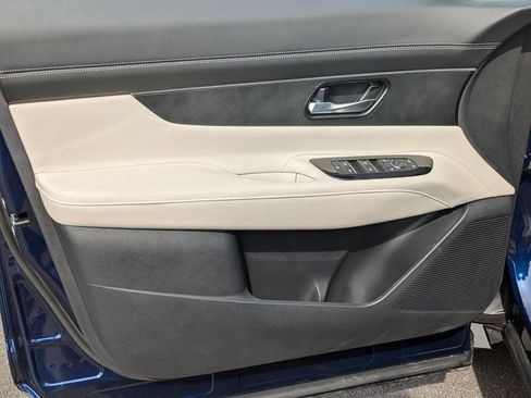New 2025 Nissan Murano SV AWD/4WD image 43