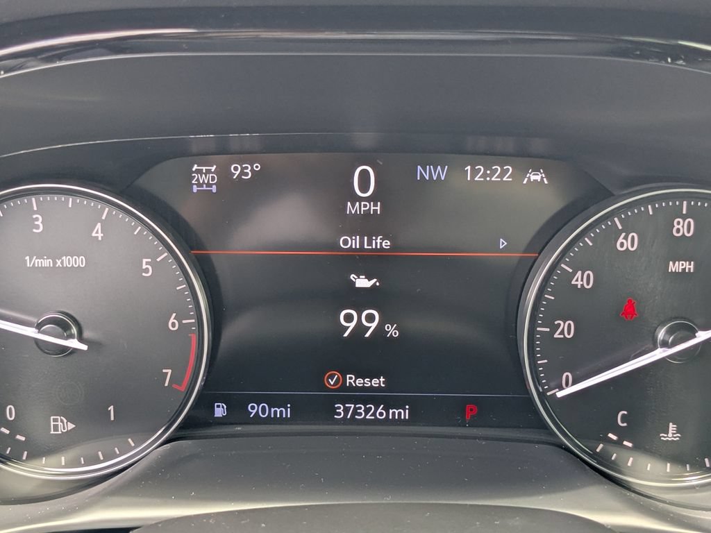 Used 2023 Buick Envision Essence w/ Sport Touring Package AWD/4WD image 29