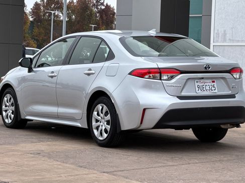 Certified 2025 Toyota Corolla LE image 7