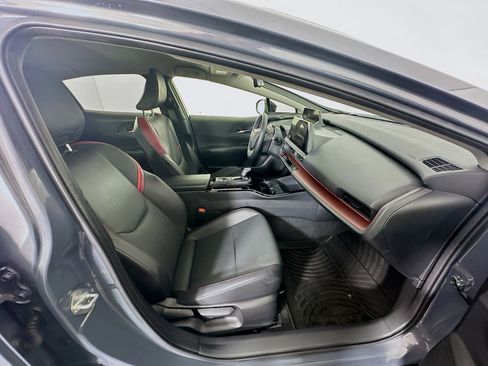 Used 2024 Toyota Prius Prime XSE image 29