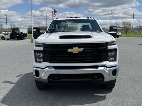 New 2025 Chevrolet Silverado 3500 W/T image 17