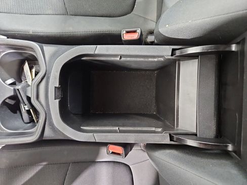 Used 2020 Toyota RAV4 LE image 25