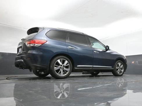 Used 2014 Nissan Pathfinder Platinum w/ Platinum Premium Package image 41