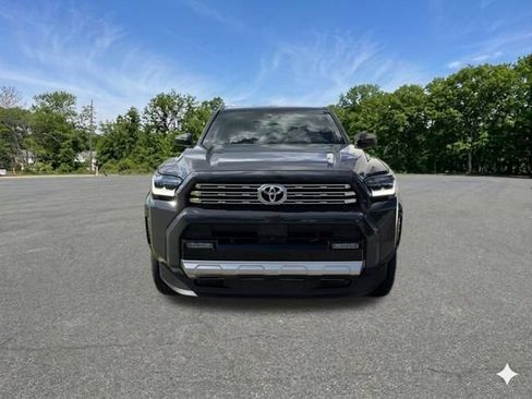 Used 2025 Toyota 4Runner Limited AWD/4WD image 3