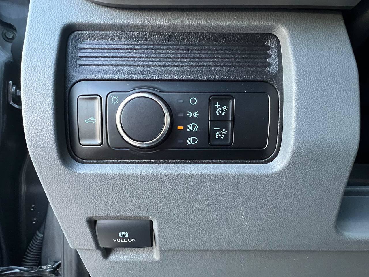 Used 2023 Ford F350 XL AWD/4WD image 23