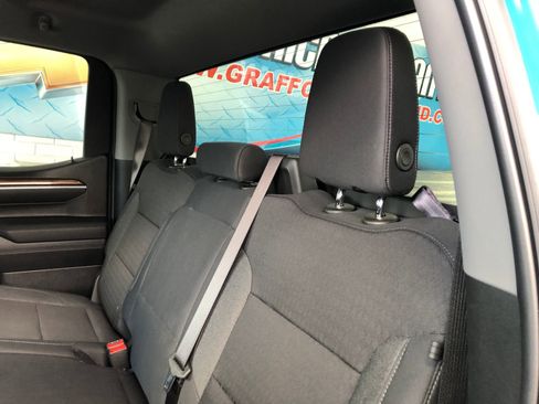 Used 2025 Chevrolet Silverado 1500 LT image 10