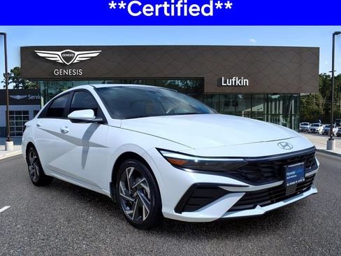 Certified 2025 Hyundai Elantra SEL FWD image 1