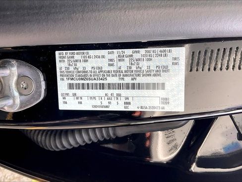 Used 2025 Ford Escape ST-Line w/ Equipment Group 301A FWD image 34