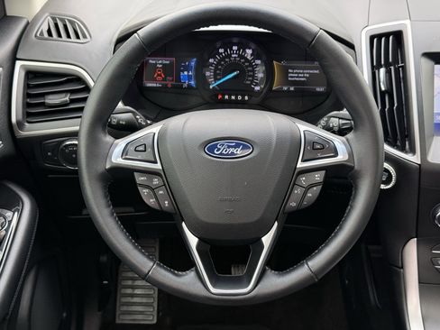 Used 2019 Ford Edge SEL w/ Equipment Group 201A image 15