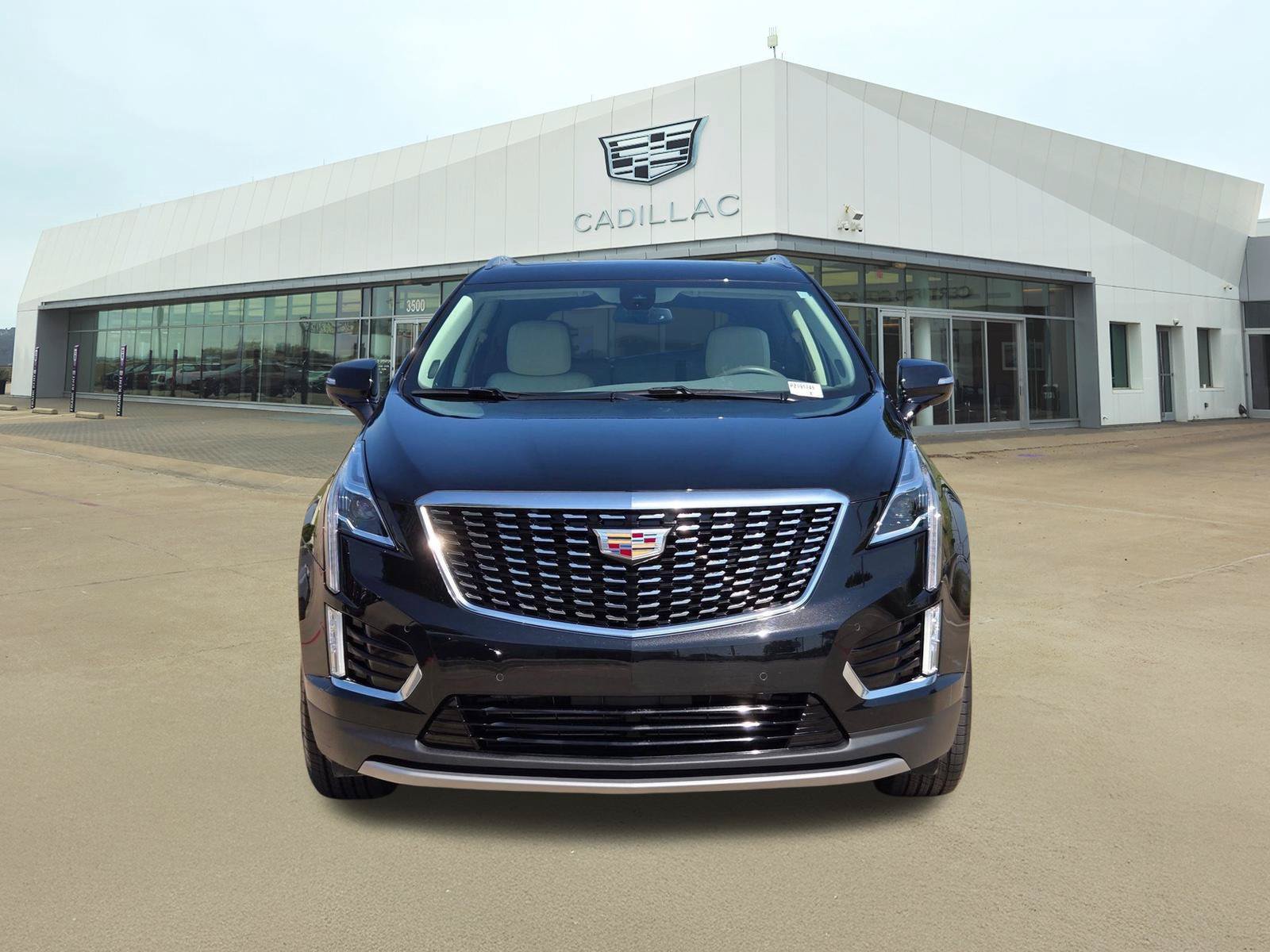 Certified 2023 Cadillac XT5 Premium Luxury AWD/4WD image 2