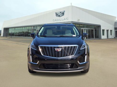 Certified 2023 Cadillac XT5 Premium Luxury AWD/4WD image 2