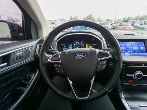 Used 2019 Ford Edge Titanium w/ Equipment Group 301A image 25