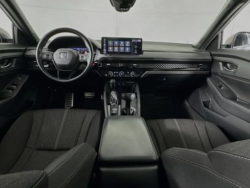 Used 2023 Honda Accord Sport image 15