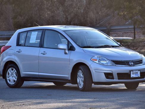 Used 2011 Nissan Versa 1.8 S w/ PWR Plus Pkg image 4