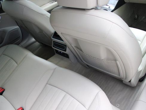 Used 2019 Audi A6 2.0T Premium Plus w/ Premium Plus Package AWD/4WD image 18