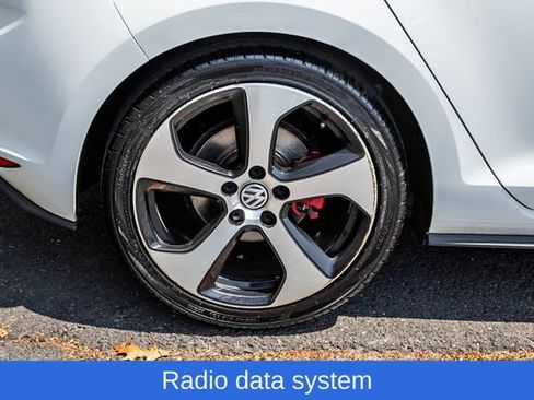 Used 2016 Volkswagen GTI SE w/ Lighting Package (SEL) FWD image 6
