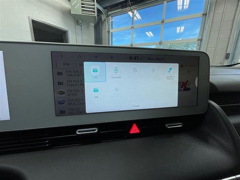 Used 2024 Hyundai Ioniq 5 SEL RWD image 17