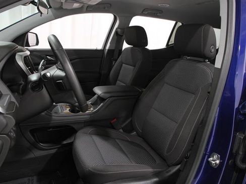 Used 2023 GMC Acadia SLE w/ Driver Convenience Package image 5