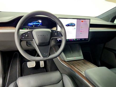 Used 2023 Tesla Model X AWD/4WD image 12