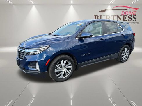 Used 2022 Chevrolet Equinox LT FWD image 4