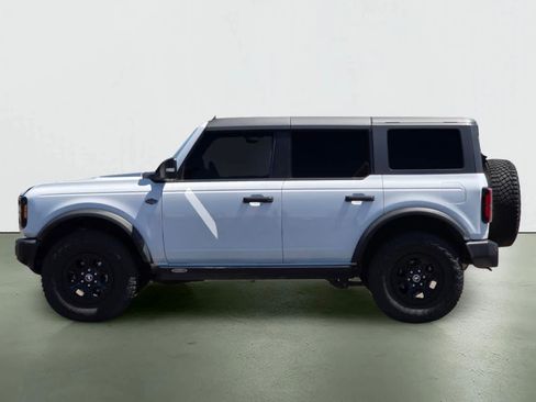 Used 2023 Ford Bronco Wildtrak AWD/4WD image 3