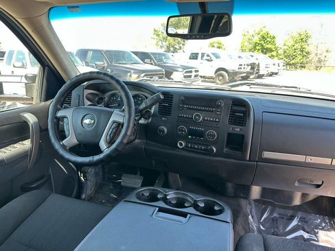 Used 2013 Chevrolet Silverado 2500 LT w/ Interior Plus Package AWD/4WD image 27