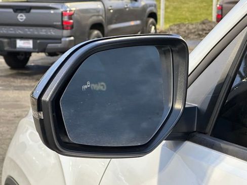 Used 2024 Volkswagen Atlas Peak Edition SE image 13