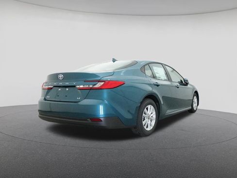 New 2026 Toyota Camry LE image 24