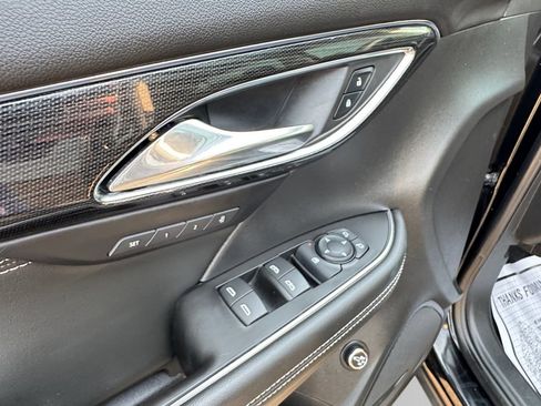 Used 2023 Buick Envision Essence w/ Sport Touring Package AWD/4WD image 19