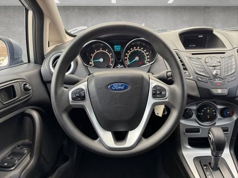 Used 2019 Ford Fiesta SE image 21