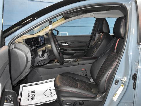 New 2026 Nissan Sentra SR w/ SR Premium Package image 5