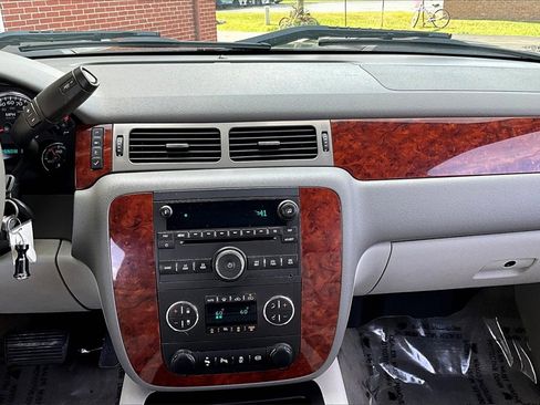 Used 2013 Chevrolet Silverado 3500 LTZ w/ LTZ Plus Package image 19