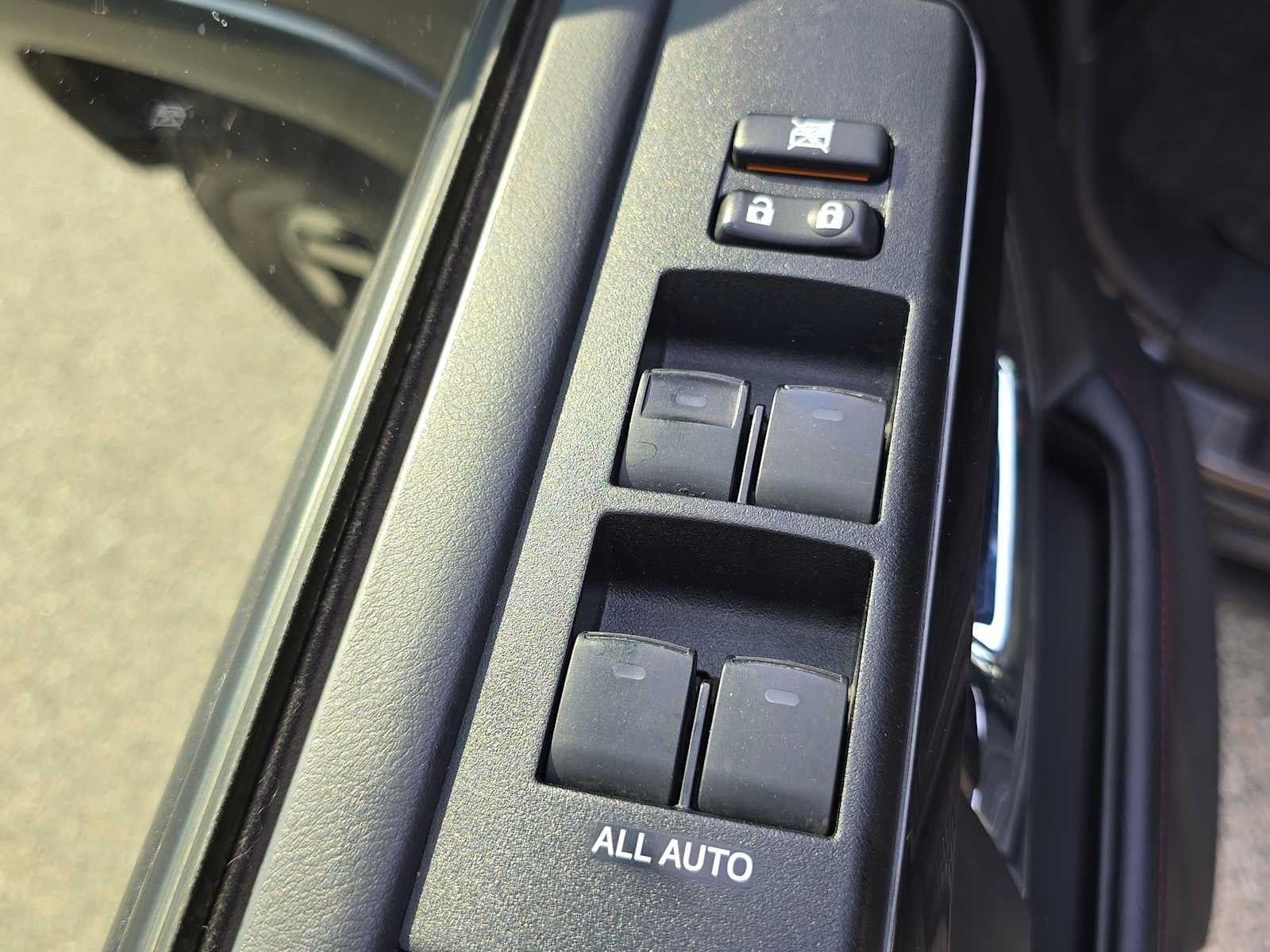Used 2023 Toyota 4Runner TRD Off-Road Premium w/ Moonroof Package AWD/4WD image 21