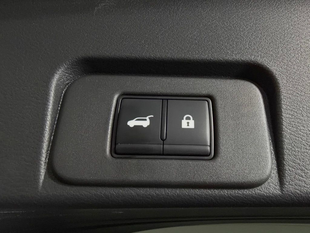 Used 2025 Nissan Rogue SL w/ SL Premium Package AWD/4WD image 21
