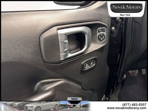 Used 2021 Jeep Wrangler Unlimited Sport S image 14